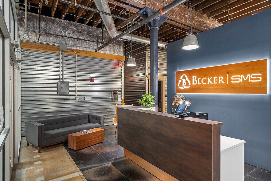 More Photos Of 555 Washington Ave, Saint Louis Office For Lease
