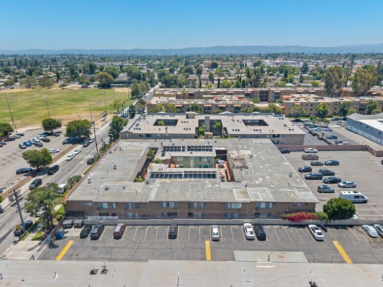 More Photos Of 10625 Petit Ave, Granada Hills Apartments For Sale