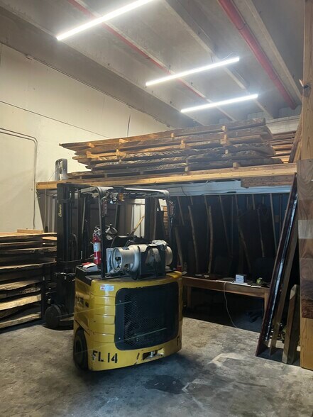 More Photos Of , Gainesville Industrial For Sale
