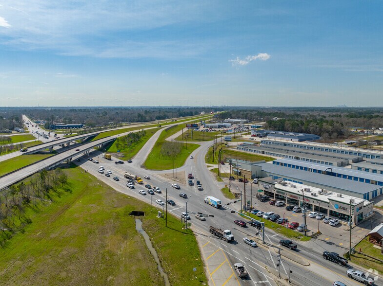 More Photos Of 2123 Us-90 E, Crosby Unknown For Sale