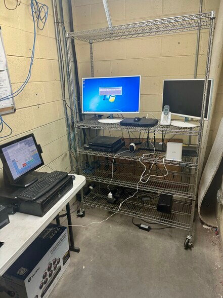 More Photos Of 605 S Wall St, Calhoun Carwash For Sale