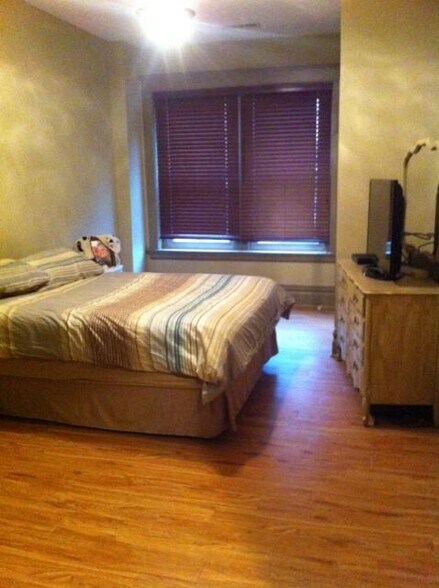 More Photos Of 115 W Jefferson St, Butler Apartments For Sale