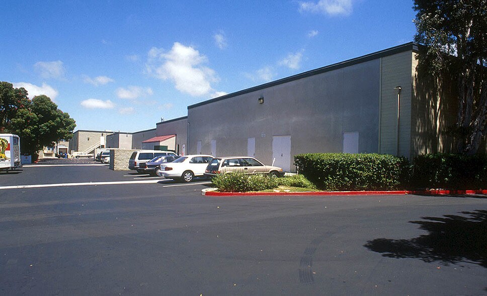 More Photos Of 3944-3960 W Point Loma Blvd, San Diego General Retail For Lease