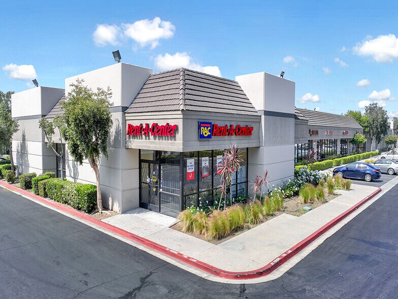 More Photos Of 4433-4477 Holt Blvd, Montclair General Retail For Lease