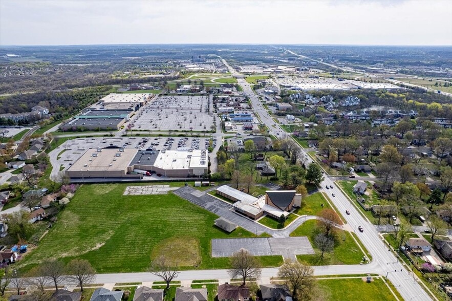 More Photos Of 17200 E 39th St S, Independence Religious Facility For Sale