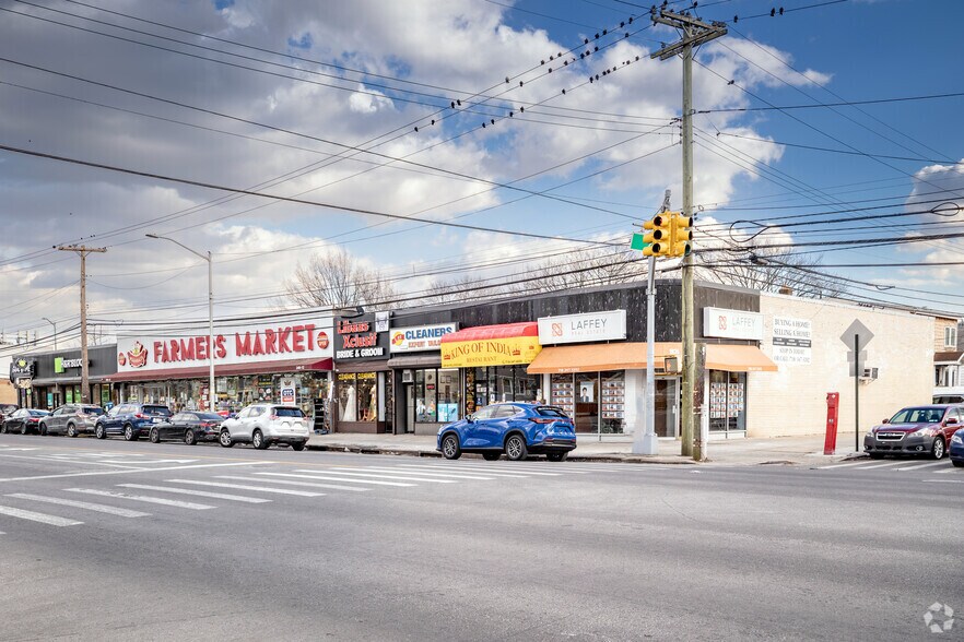 More Photos Of 249-02-249-20 Hillside Ave, Bellerose Storefront For Lease