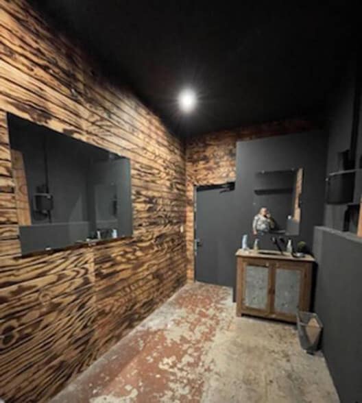 More Photos Of 2020 Placentia Ave, Costa Mesa Manufacturing For Lease