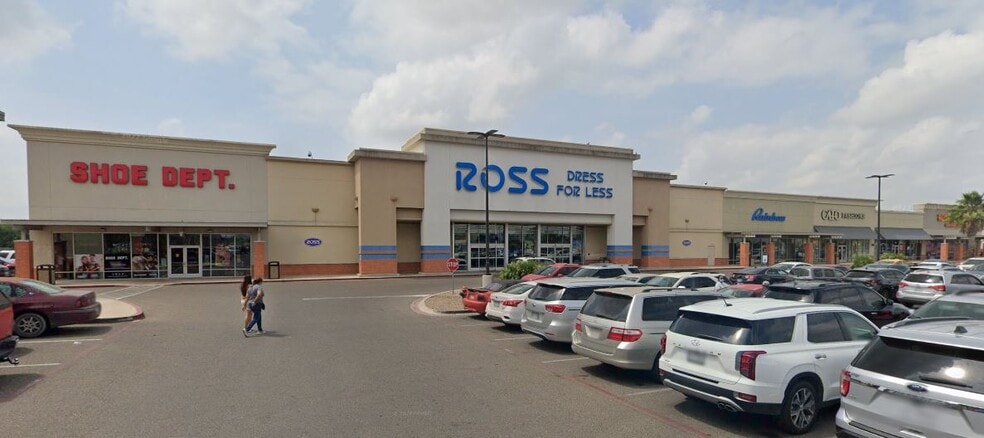 More Photos Of 228 E Mile 3 Rd, Palmhurst Unknown For Lease