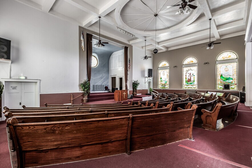 More Photos Of 2601 W 34th Ave, Denver Specialty For Sale