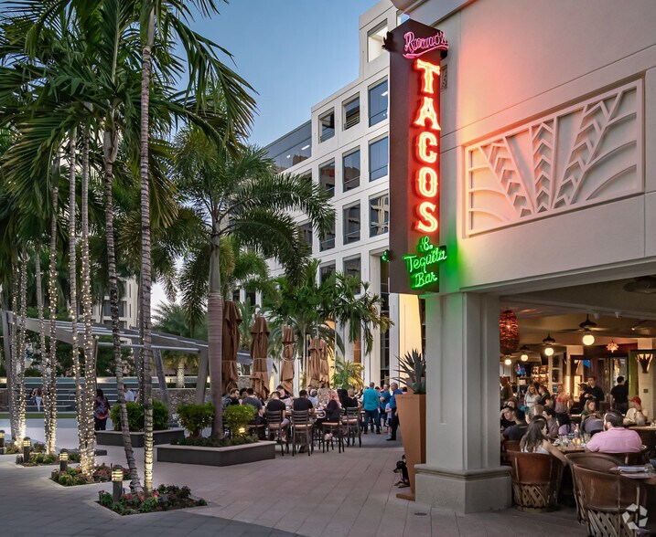 More Photos Of 5200 Town Center Cir, Boca Raton Office For Lease