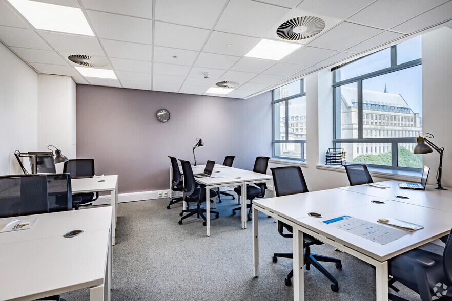 More Photos Of Oxford St, Manchester Coworking Space