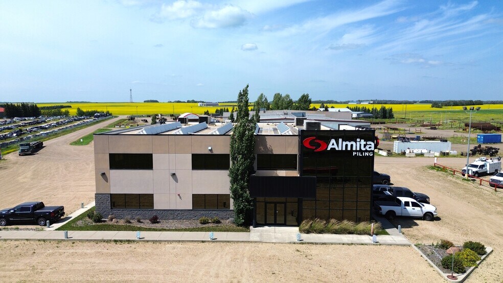 More Photos Of 430077 Range Road 261, Ponoka Office For Lease