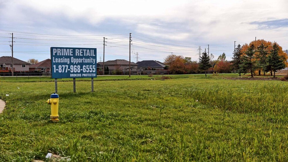 More Photos Of 1099 Finch Dr, Sarnia Land For Lease