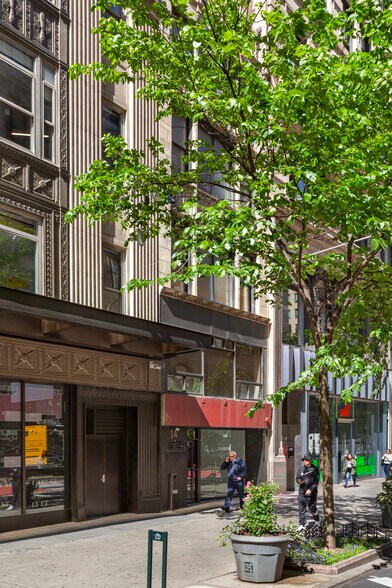 More Photos Of 14 E 34th St, New York Office For Lease