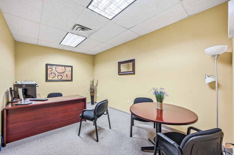 More Photos Of 501-505 Market St, East Liverpool Storefront For Sale