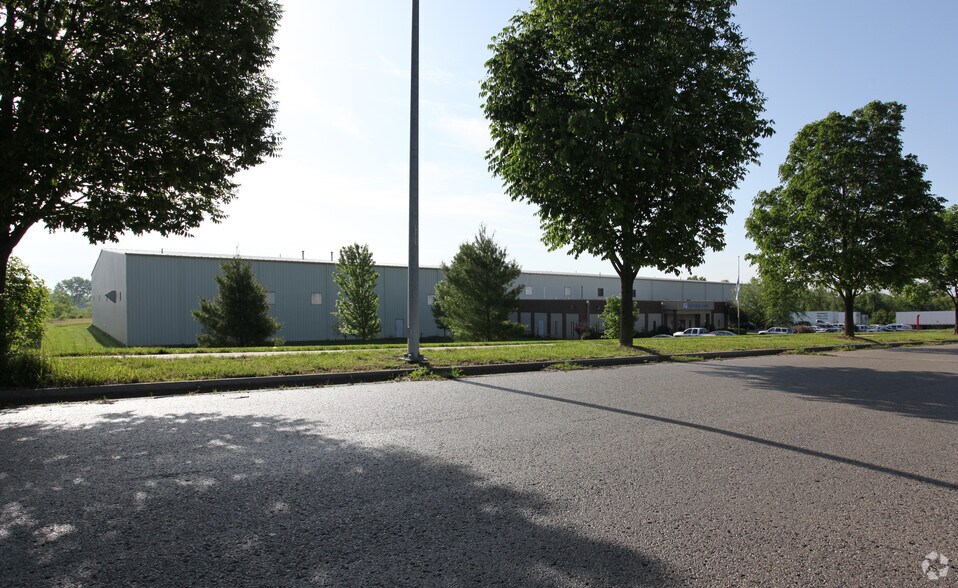 More Photos Of 1309 S 58th St, Saint Joseph Warehouse For Sale