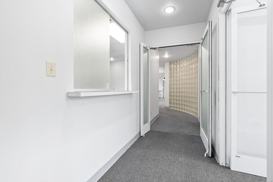 More Photos Of 311 W 9th St, Hopkinsville Medical For Lease