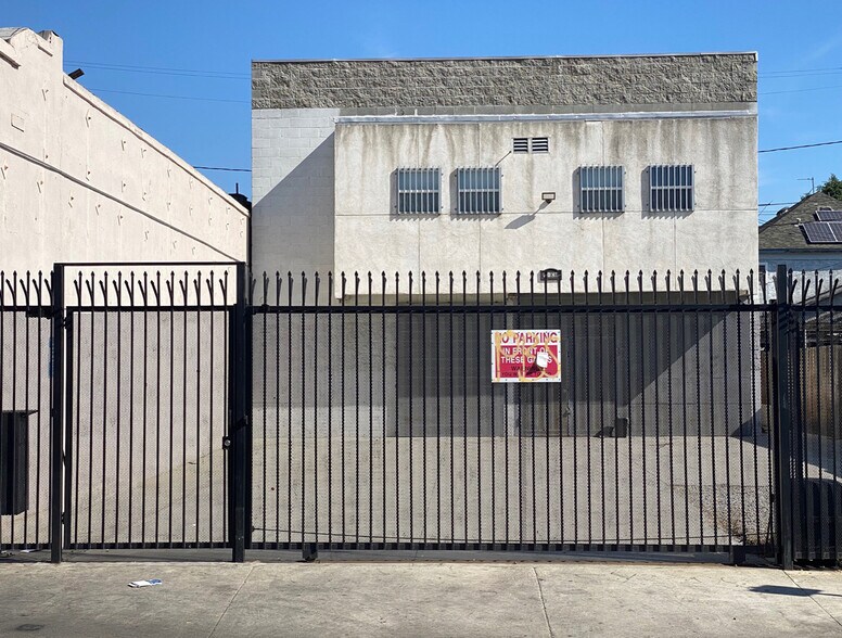 More Photos Of , Los Angeles Unknown For Sale