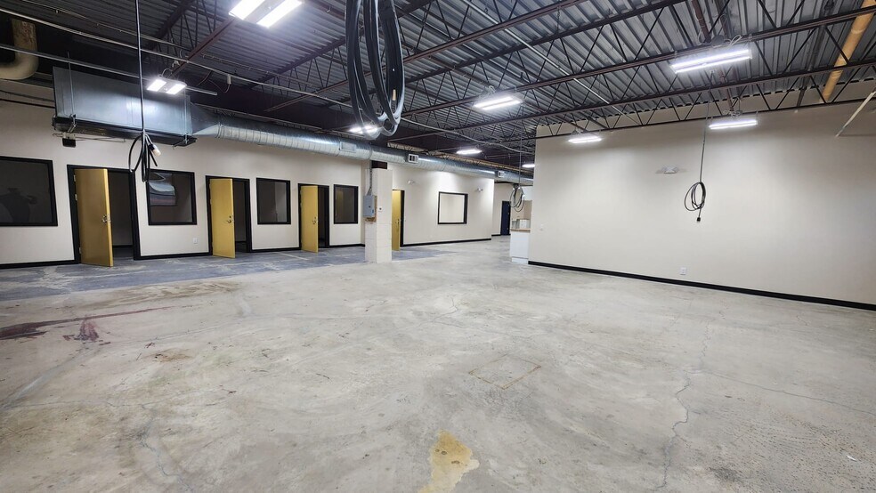 More Photos Of 2701-2725 E Tioga St, Philadelphia Warehouse For Lease