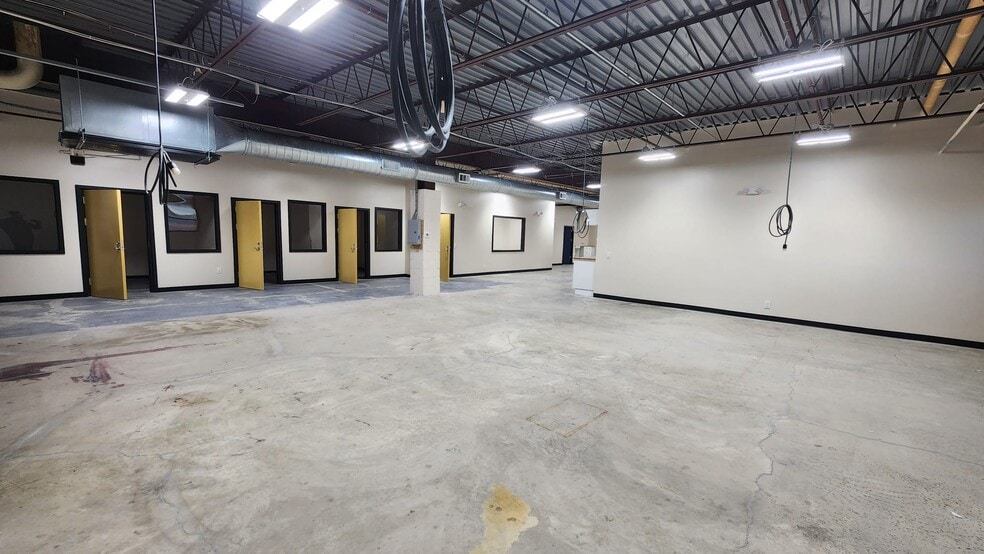 More Photos Of 2701-2725 E Tioga St, Philadelphia Warehouse For Lease