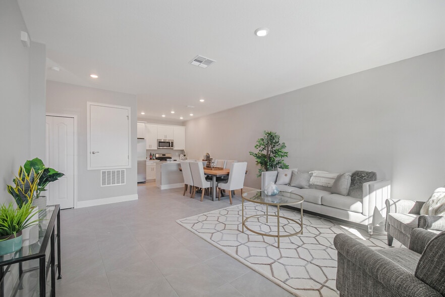 More Photos Of 1746 Coriander Dr, Poinciana Multifamily For Sale