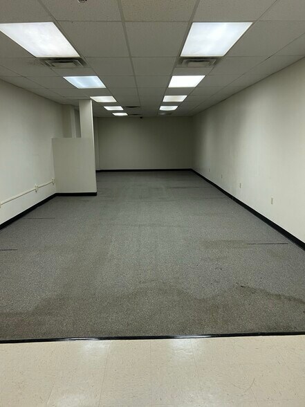 More Photos Of 1012 Kanawha Blvd, Charleston Office For Lease