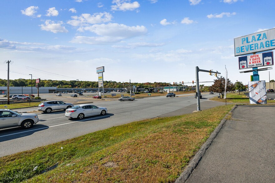 More Photos Of 2100 N Township Blvd, Pittston General Retail For Lease