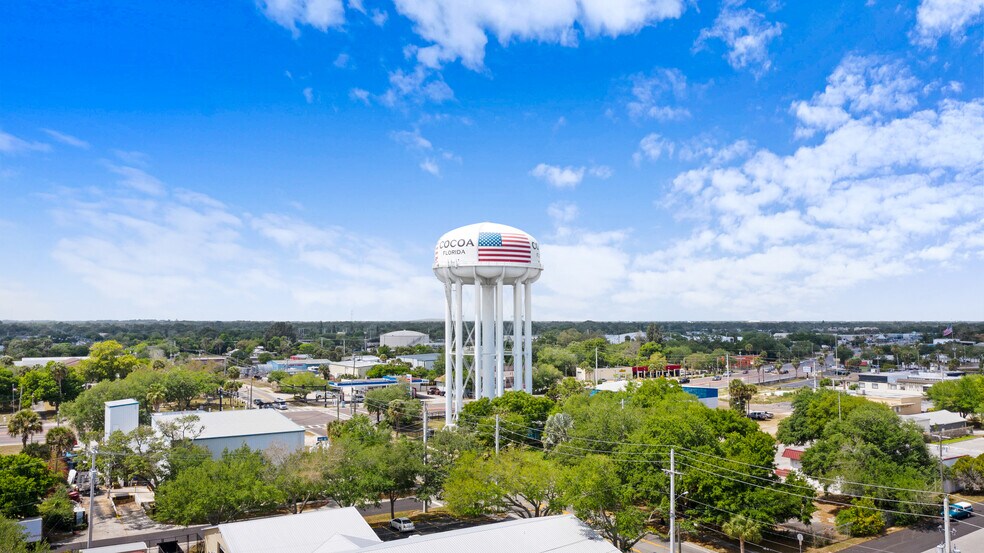 More Photos Of 117-137 Hughlett Ave, Cocoa General Retail For Sale