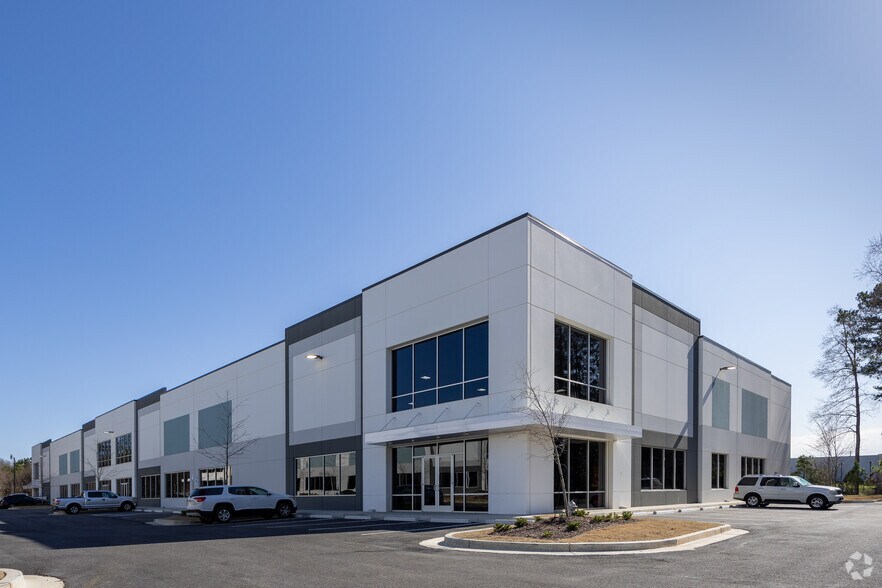 More Photos Of Chamblee Tucker Rd, Chamblee Unknown For Lease