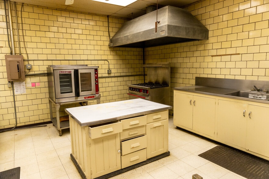 More Photos Of 3500 W National Rd, Springfield Schools For Sale