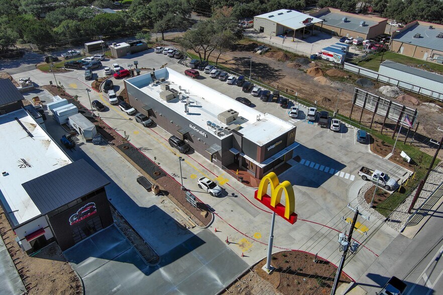 More Photos Of 28323 W IH 10, Boerne Fast Food For Sale