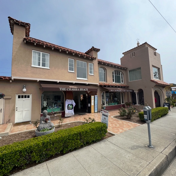 More Photos Of 976 S Coast Hwy, Laguna Beach Storefront Retail Residential For Lease