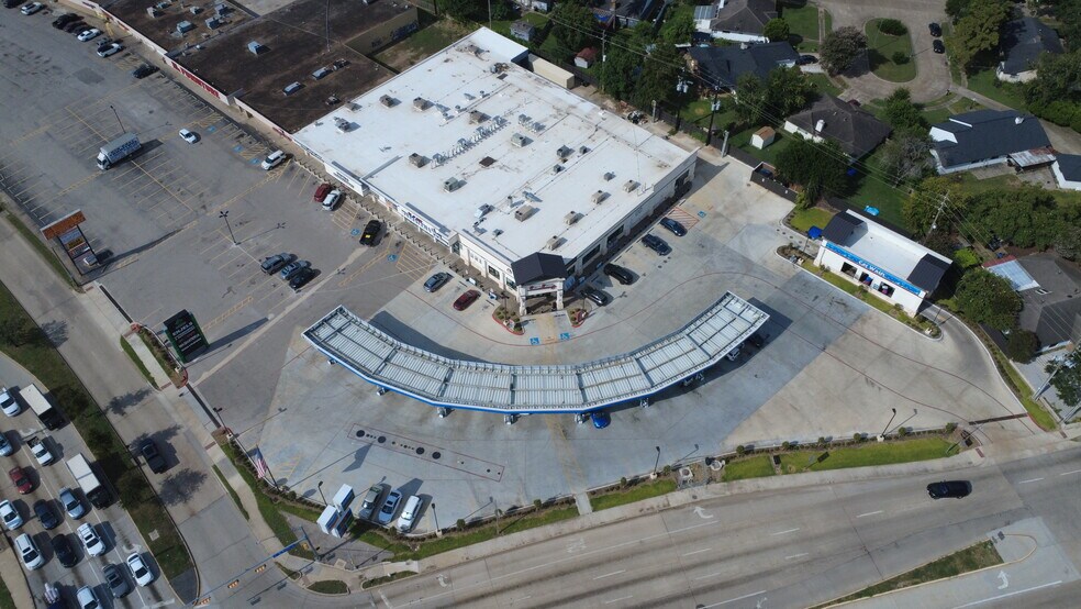 More Photos Of 11502 S Wilcrest Dr, Houston Storefront For Lease