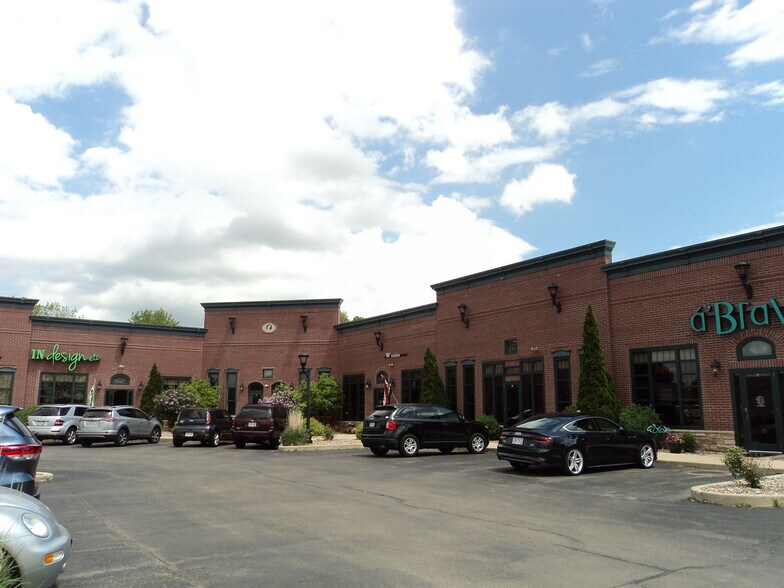 More Photos Of 2069 Central Ct, Green Bay Storefront Retail Office For Lease