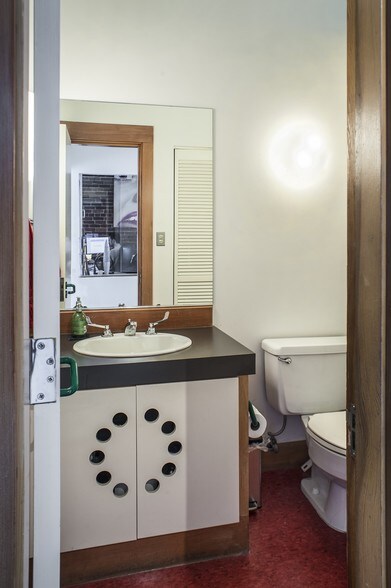 More Photos Of 71 SW Oak St, Portland Office For Lease