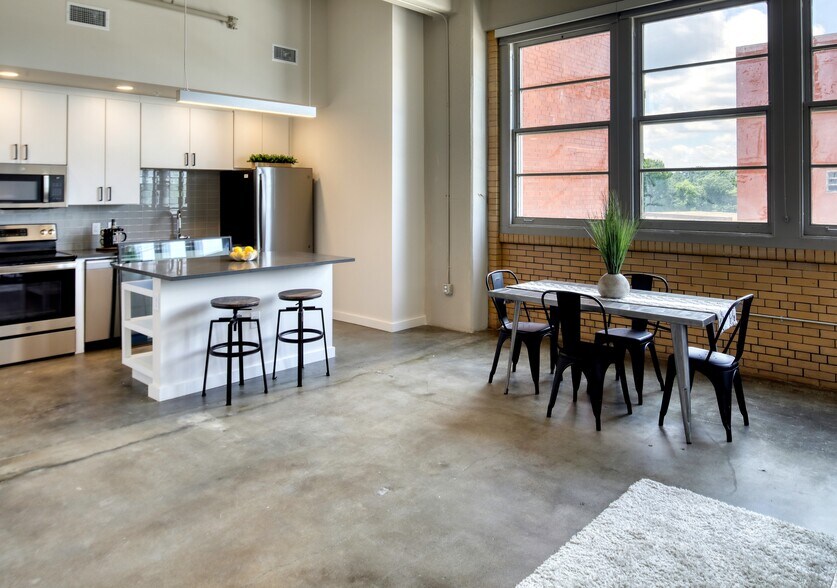 More Photos Of 1100 Richmond Hwy, Richmond Apartments For Sale