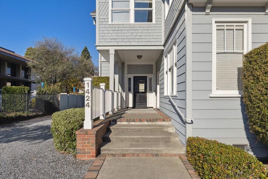 More Photos Of 1424 Chapin Ave, Burlingame Office For Lease