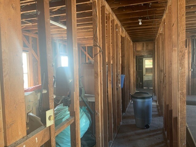 More Photos Of 201 5th St, Hollister Storefront Retail Residential For Sale