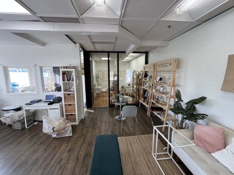 More Photos Of 19 Waterman Ave, Toronto Industrial For Sale