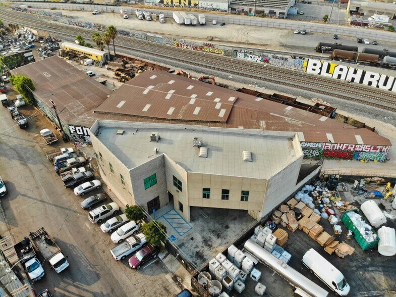 More Photos Of 2890 E Pico Blvd, Los Angeles Light Distribution For Lease