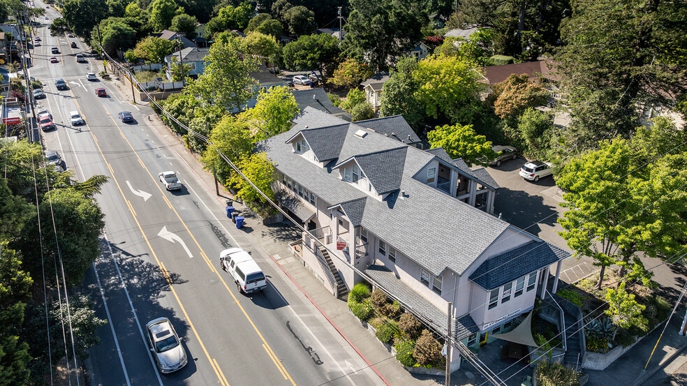 More Photos Of 7300 Healdsburg Ave, Sebastopol Office For Sale