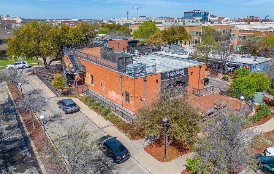 More Photos Of 1311 Lipscomb St, Fort Worth Restaurant For Lease