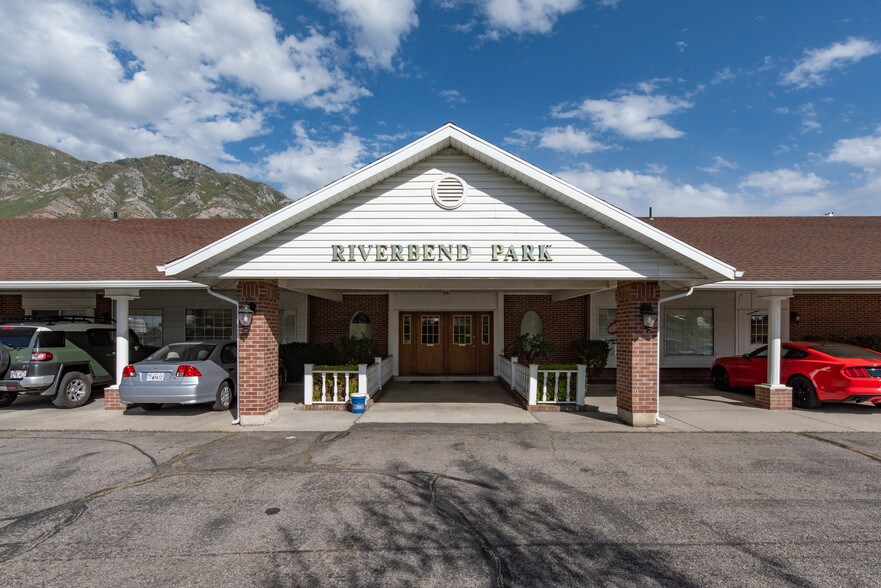 More Photos Of 1190 Spring Creek Pl, Springville Office For Lease