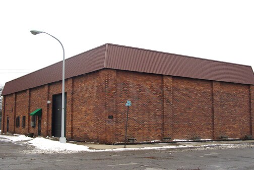 More Photos Of 166 Victor St, Highland Park Service For Sale