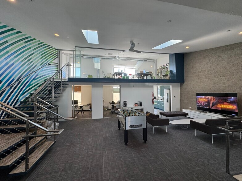 More Photos Of 123-127 Lomita St, El Segundo Loft Creative Space For Sale