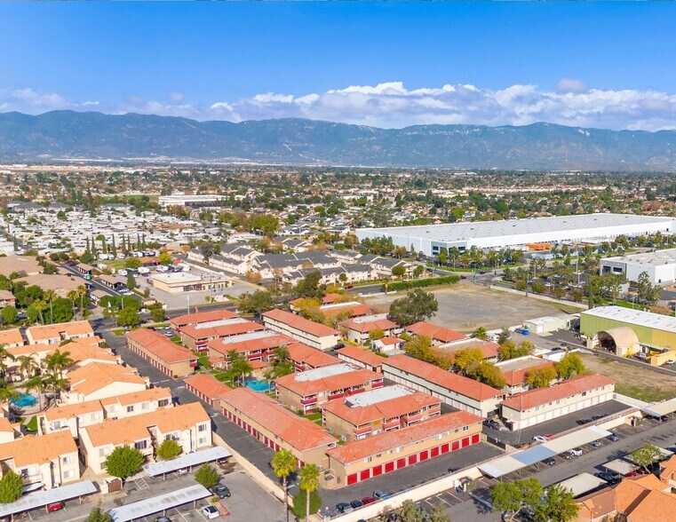 More Photos Of 1531 W Rialto Ave, Fontana Apartments For Sale