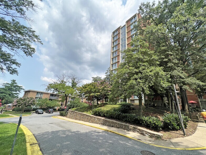 More Photos Of 2300 Marion Barry Ave SE, Washington Apartments For Sale