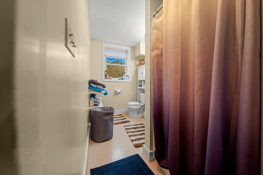 More Photos Of 15 South St, Freeport Apartments For Sale