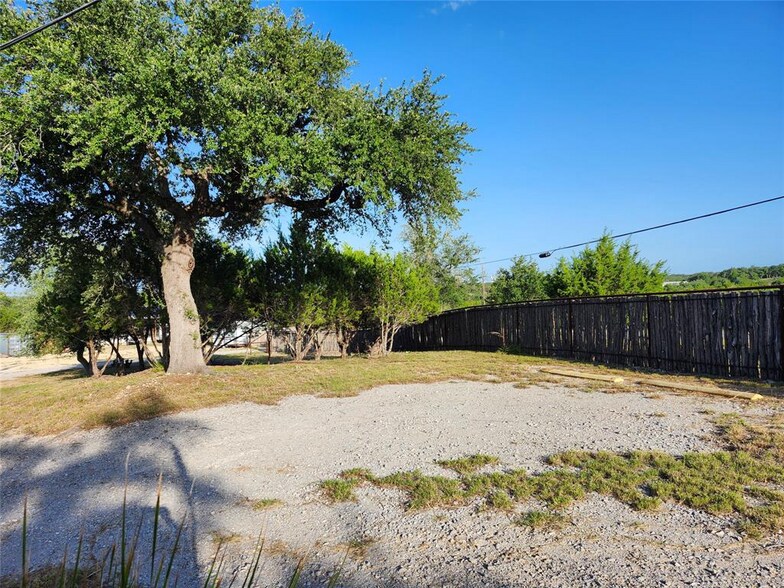 More Photos Of 12716 Fitzhugh Rd, Austin Office For Lease