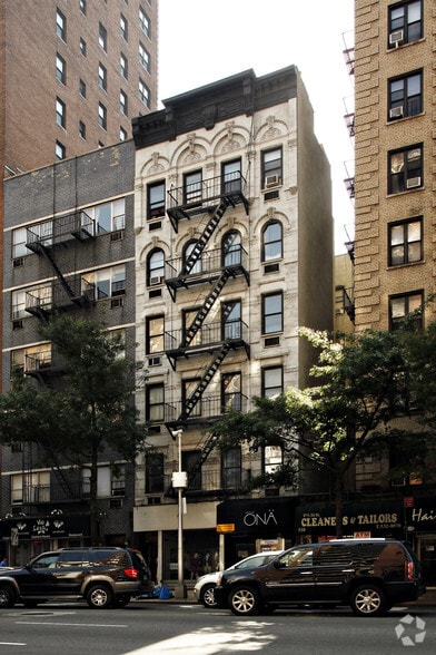 Primary Photo Of 533 3rd Ave, New York Apartments For Lease